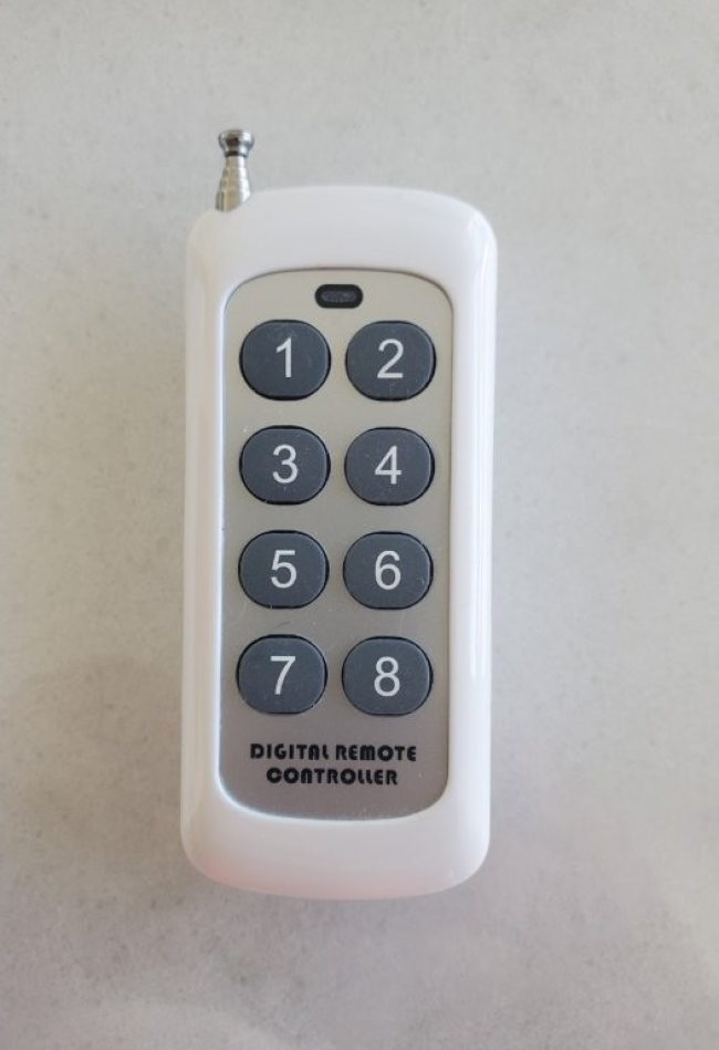 CRD - 165€ - Computer Pypilot-tinypilot by NaviTop, with RF remote controls receiver, NMEA0183 and USB ports, ready to use