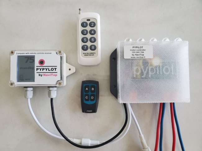 CR – €160 (+20% VAT) - Pypilot-tinypilot watertight computer by NaviTop with radio remote controls, ready to use